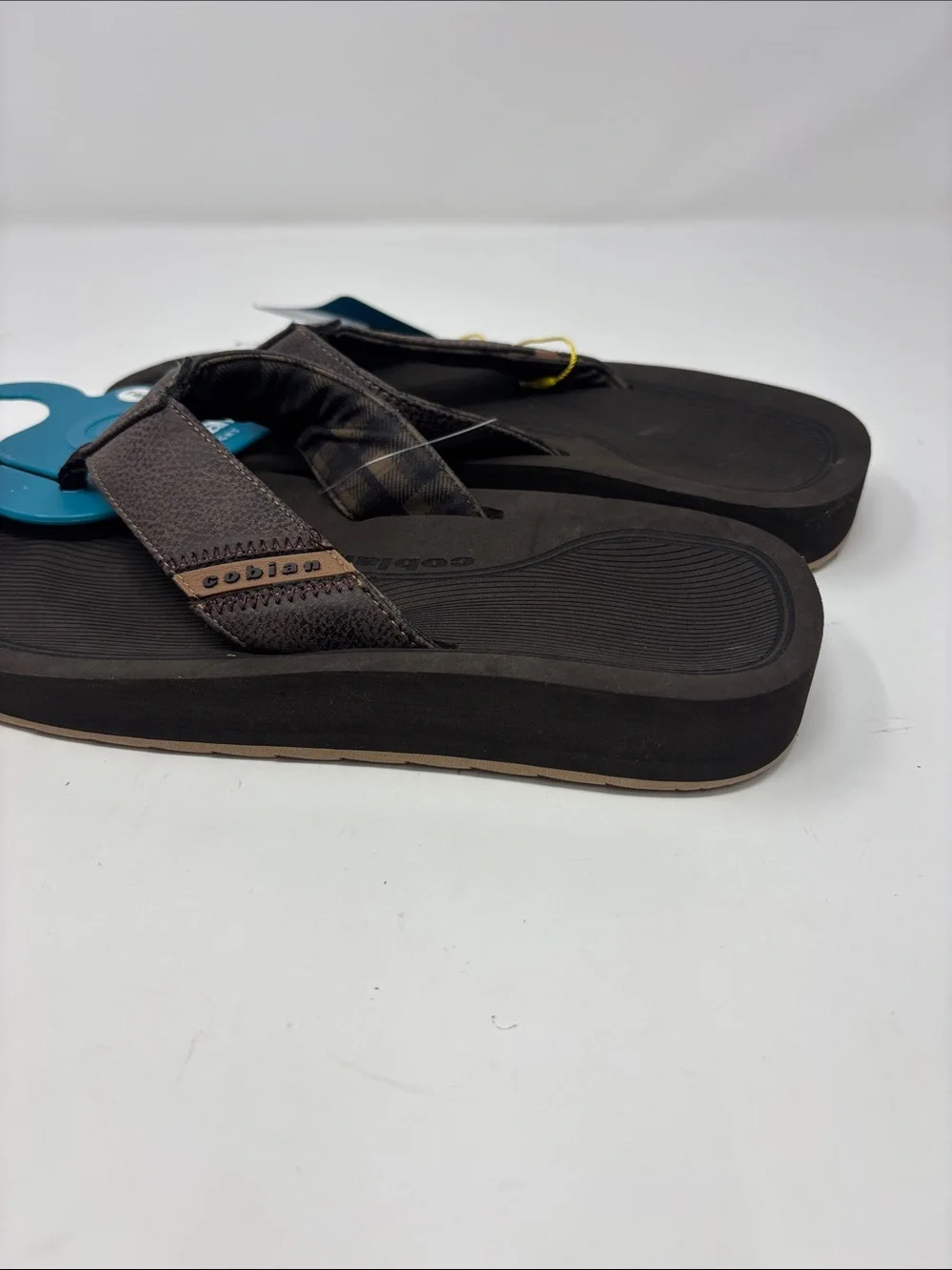 New Cobian | 8 Brown ARV 2 Trek chocolate Men's Thong Sandals